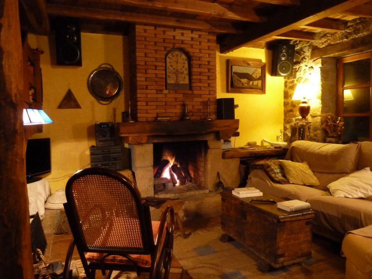Casa Rural La Cortina Pandiello Exterior foto
